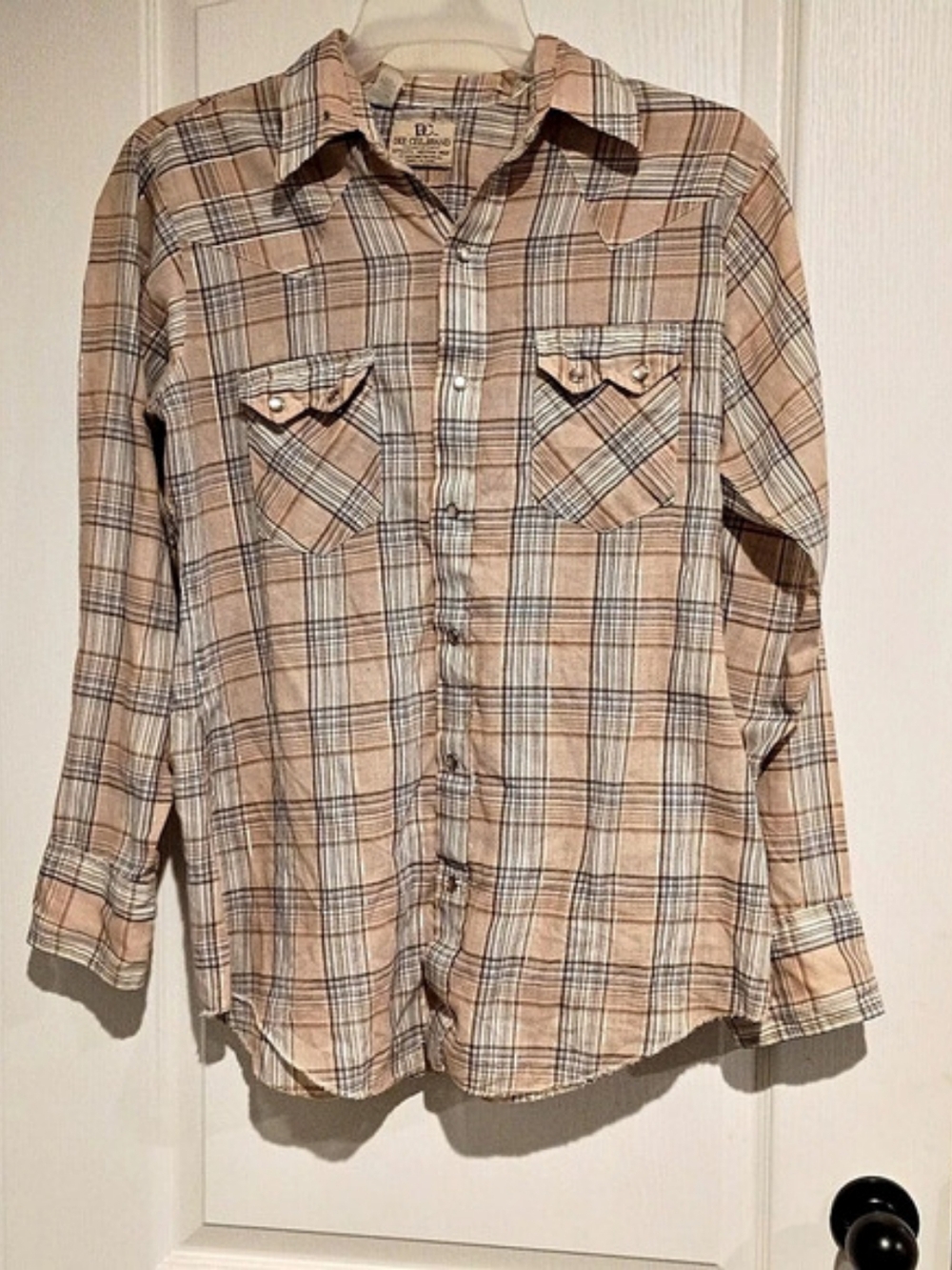 Dee Cee Brand Plaid Button Down Shirt in Brown & Beige - Size Medium